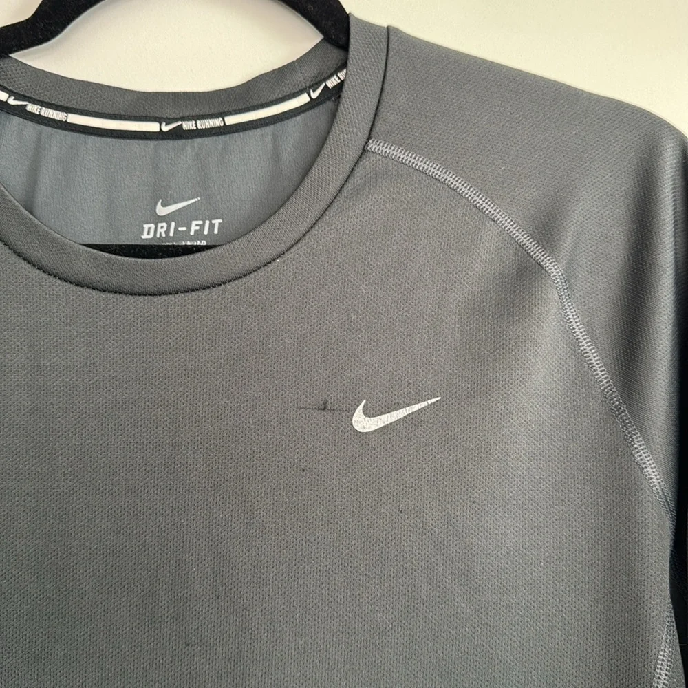 Nike Dri-Fit Running Shirt Size M
